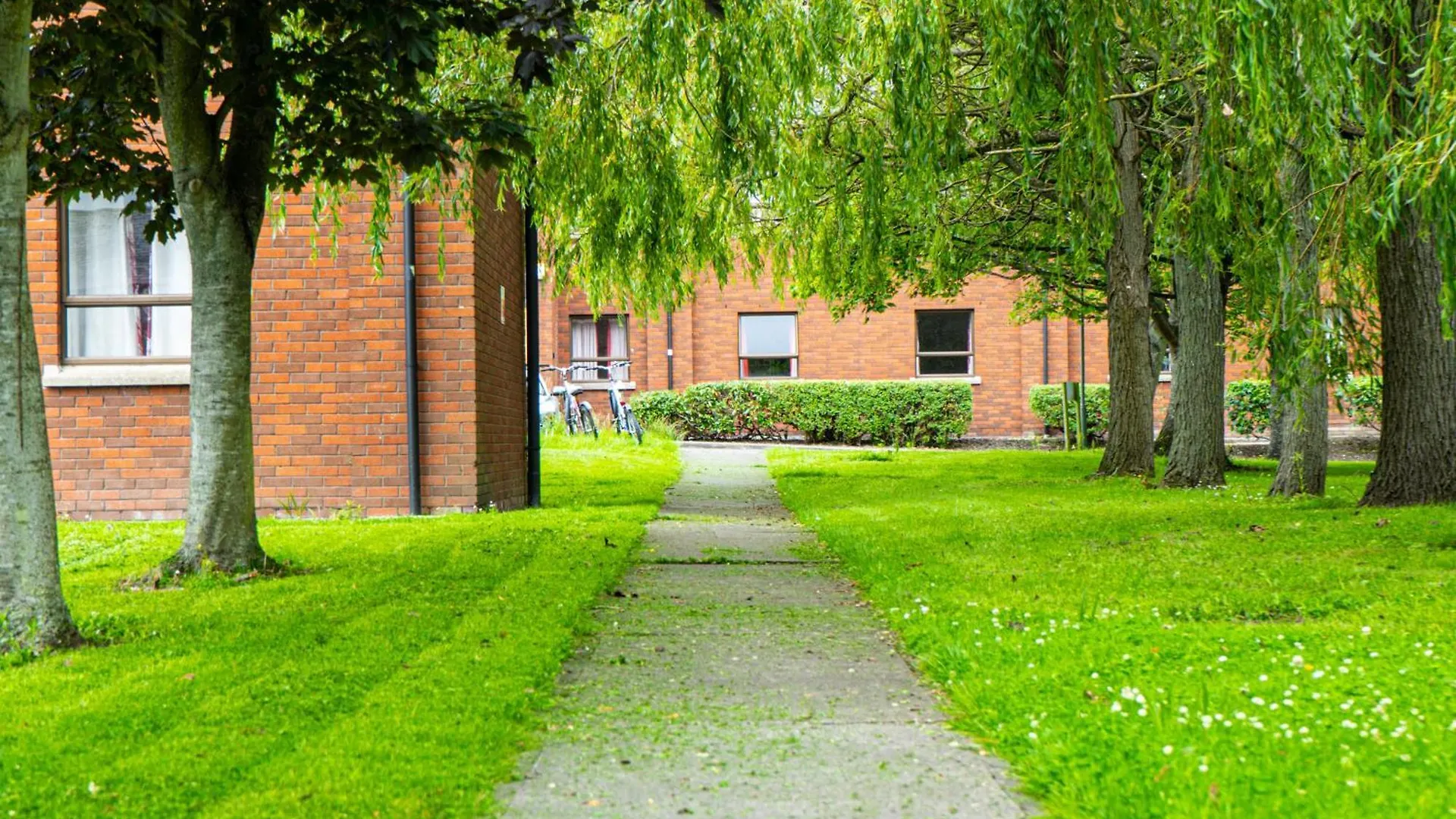 Jbs Student Campus Hotel Dublin Ireland